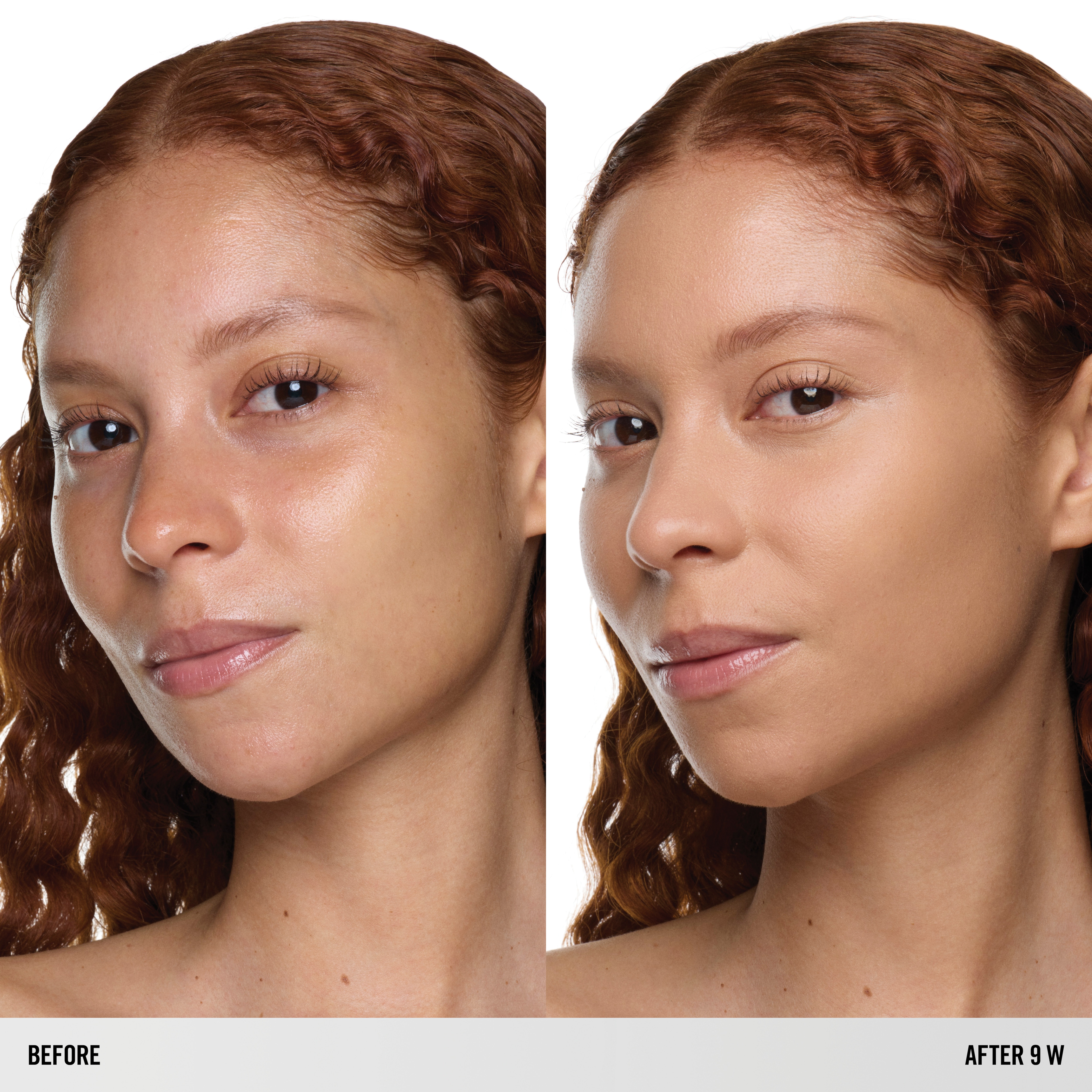 SURREALSKIN&reg; NATURAL FINISH FOUNDATION (BASE DE LARGA DURACI&Oacute;N CON ACABADO NATURAL)